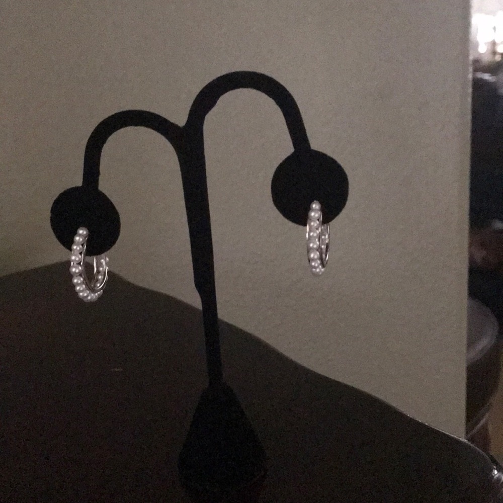 Beautiful pearl earrings I got in Hawaii